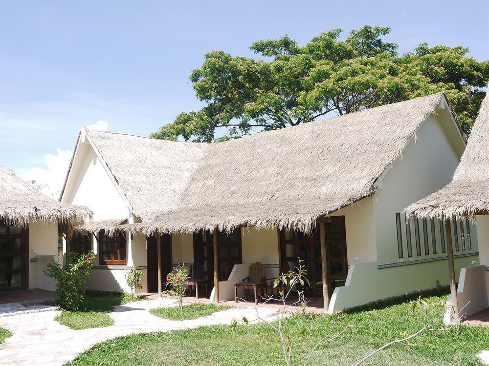 Le Flamboyant Resort Kep Exterior foto