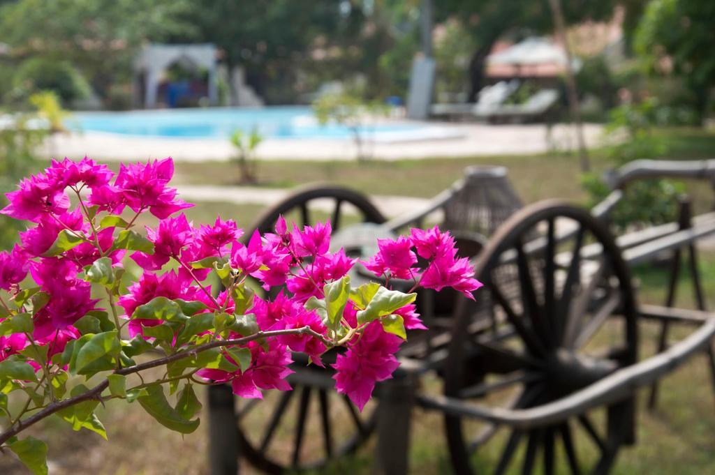 Le Flamboyant Resort Kep Exterior foto