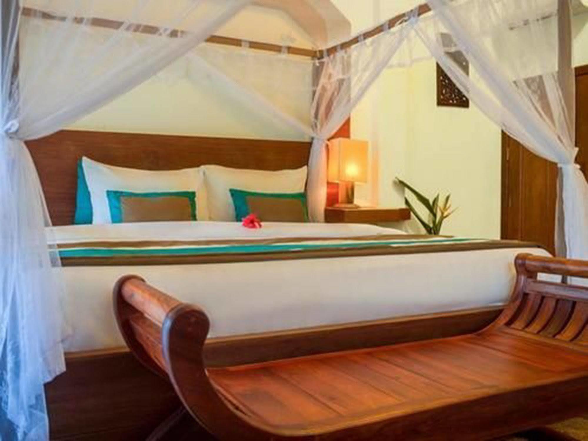 Le Flamboyant Resort Kep Exterior foto